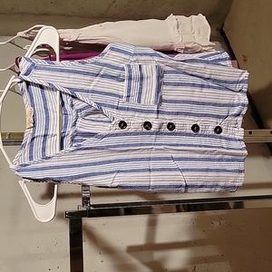 Button down tank